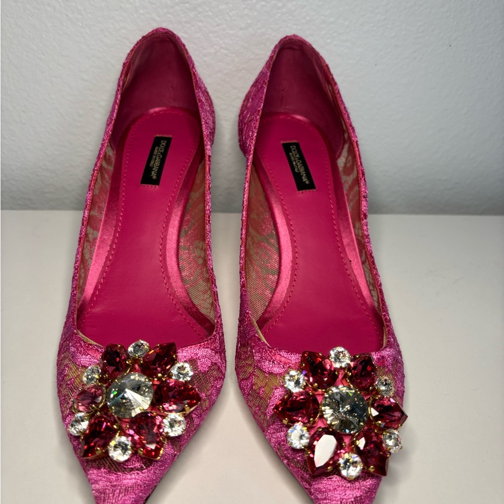 Dolce & Gabbana Pink Taormina Lace Crystal Heels Pumps Women's Shoes Authentic
